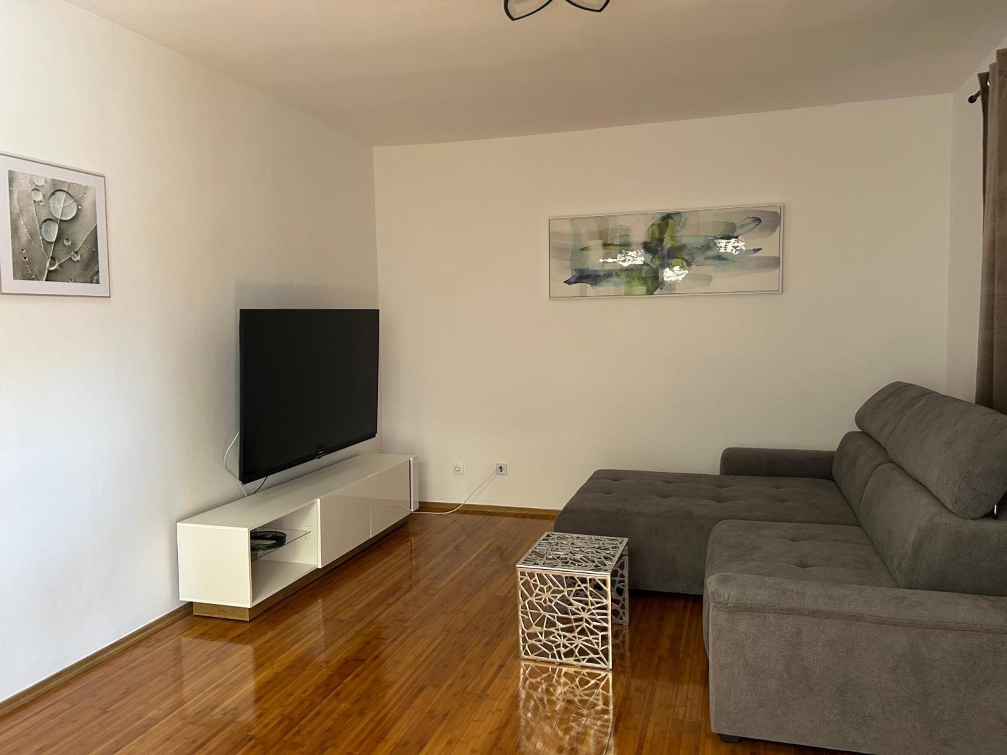 شقة Apartman L&A بيوغْغاد نا موغو المظهر الخارجي الصورة