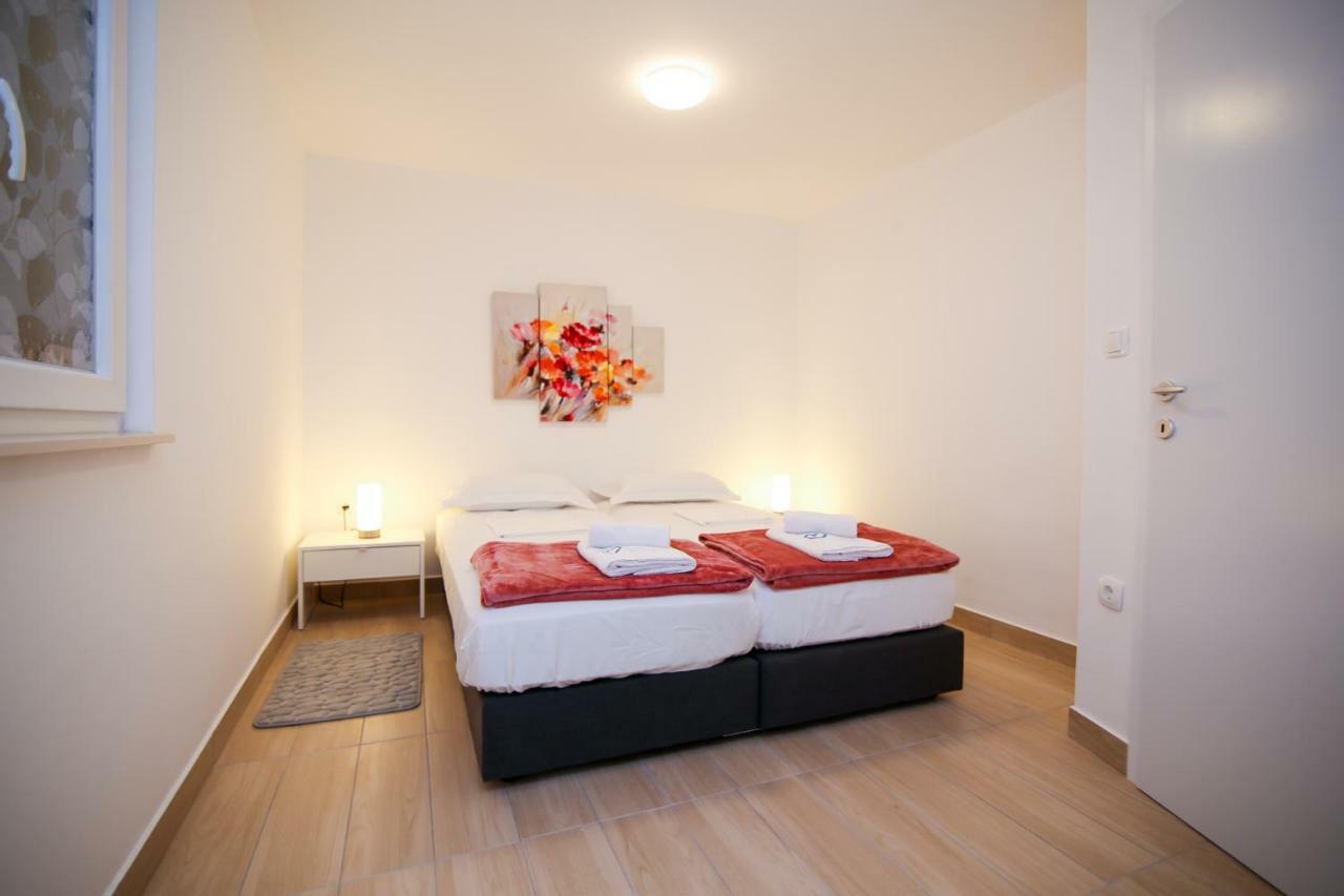 شقة Apartman L&A بيوغْغاد نا موغو المظهر الخارجي الصورة