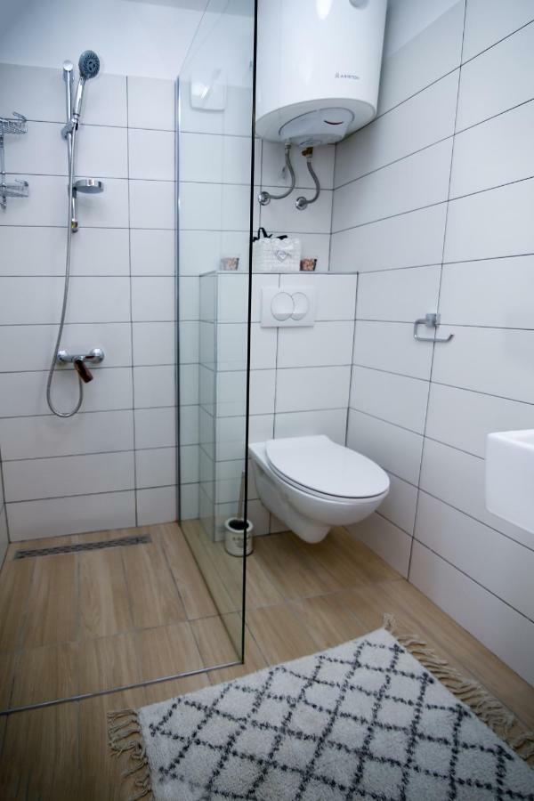 شقة Apartman L&A بيوغْغاد نا موغو المظهر الخارجي الصورة